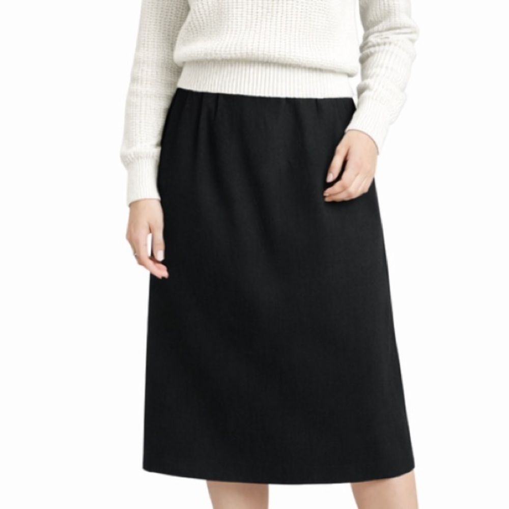 🌻VINTAGE Black Wool Midi length Skirt | Modern Day Size Small
